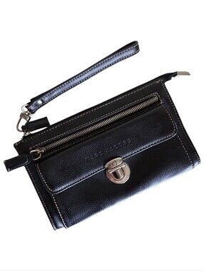 marc jacobs push lock zip around wallet black pebble leather